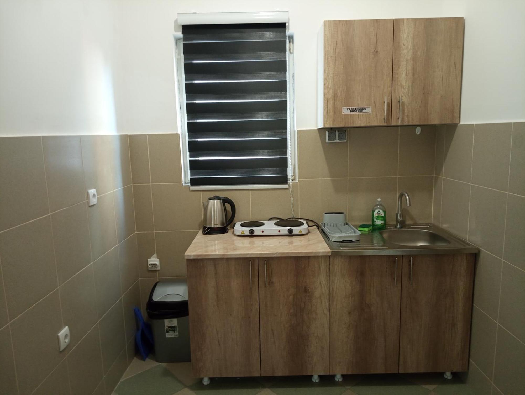 Easy Check In Apartments 021 Vladika Novi Sad Rom bilde